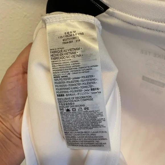 adidas & Nike Boys Set of 2 Long Sleeve T-Shirts - 6 - Picture 6 of 12